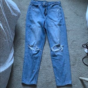 American eagle mom jeans